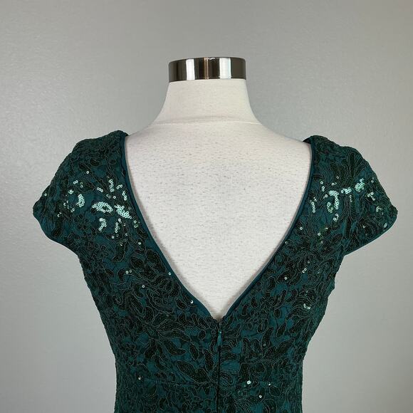 Green Sequined Lace A-Line Evening Gown Size 6 R&M Richards Long Formal Dress - Picture 8 of 11